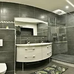 Le Loft, Moonlove, Jacuzzi Et Sauna Privatifs Sur Terrasse, 120m2 *