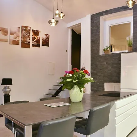 Le Loft, Moonlove, Jacuzzi Et Sauna Privatifs Sur Terrasse, 120m2 Jarville-la-Malgrange