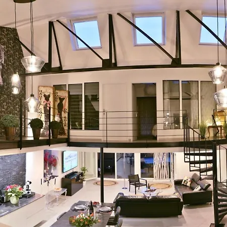 Le Loft, Moonlove, Jacuzzi Et Sauna Privatifs Sur Terrasse, 120m2 Jarville-la-Malgrange